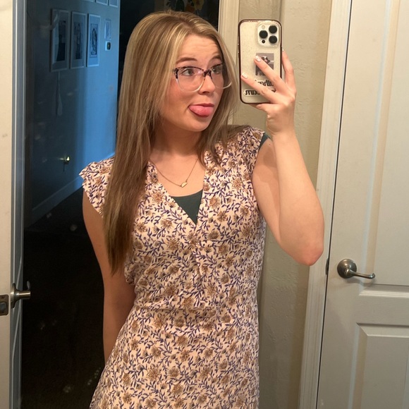 Meet your Posher, Kaydence - Picture 1 of 1